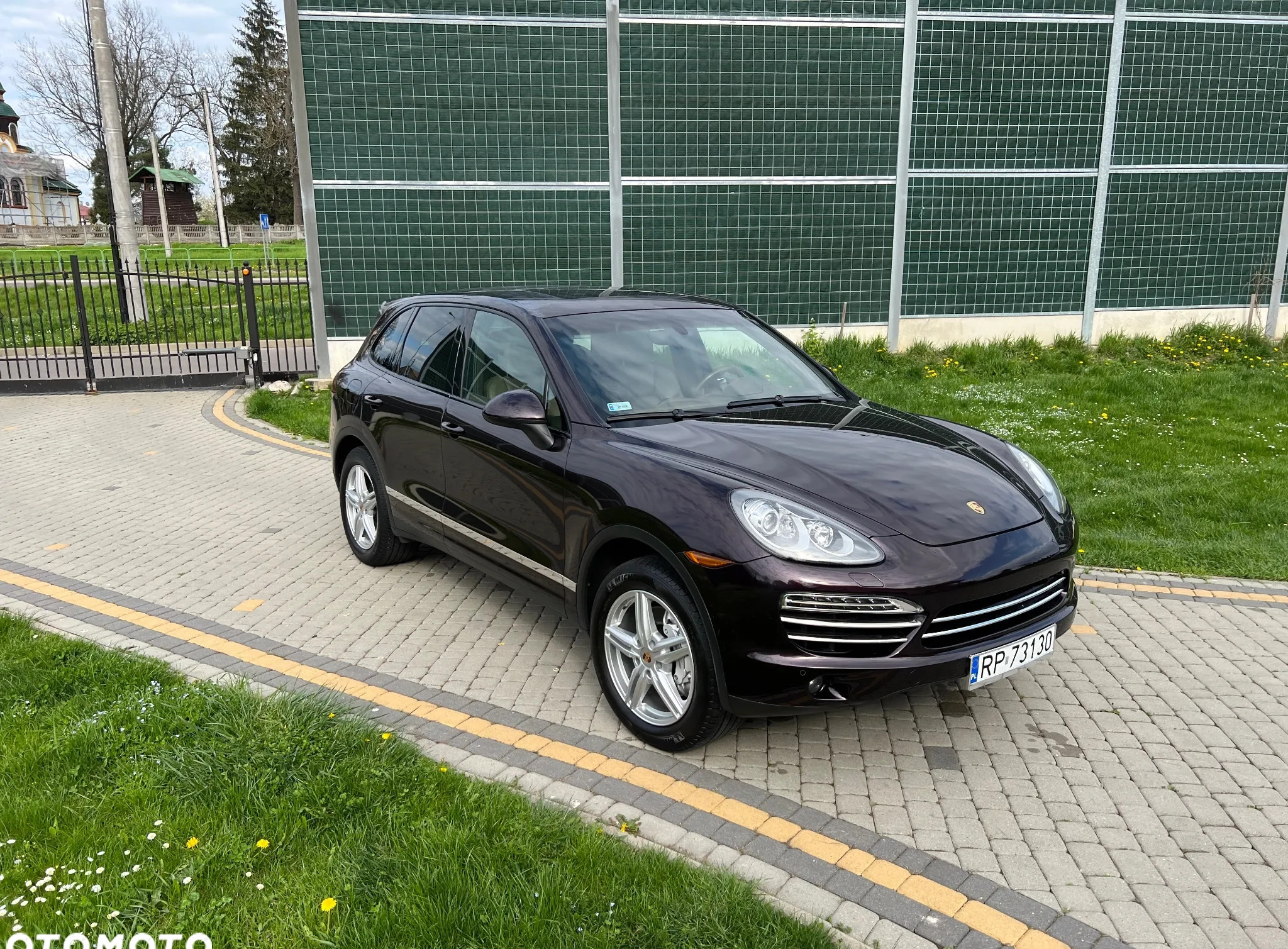 Porsche Cayenne cena 89900 przebieg: 118000, rok produkcji 2012 z Przemyśl małe 667